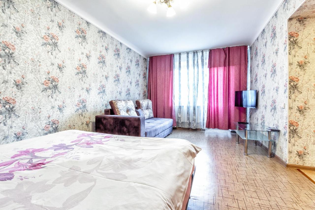 433 Lighthouse Apartments Arbat - Traveler'S Choice Almaty Exteriér fotografie